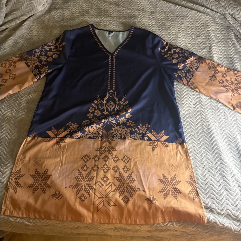 & Other Stories Navy and Beige Dress